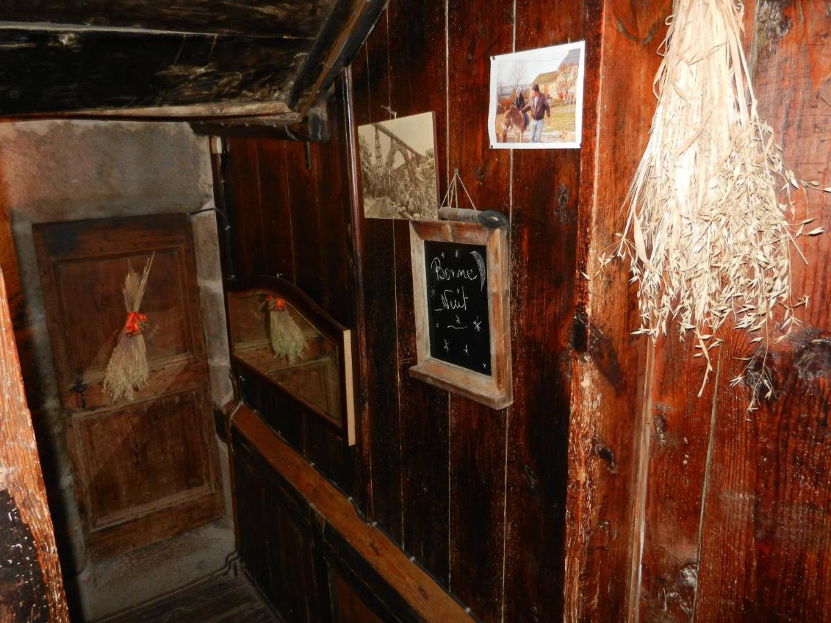 Auberge Paysanne Loubaresse  Ngoại thất bức ảnh